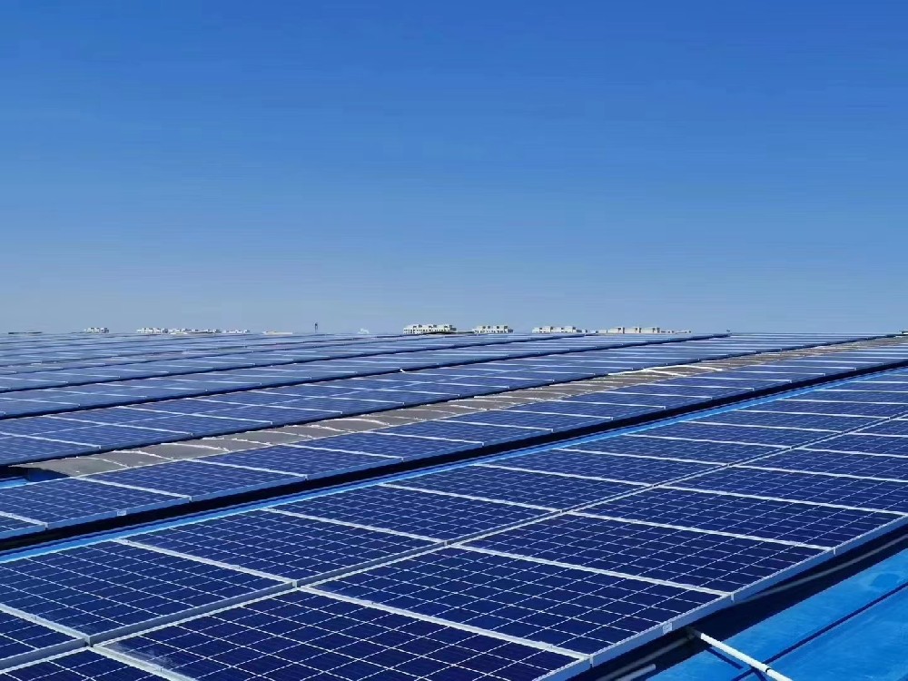 MG10 Topcon 470W Monoficial modules for a 4.2Mw project in South Asia