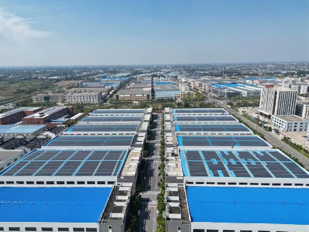 12Mw by 700W HJT modules MG12 on grid 2023 Q1 in China